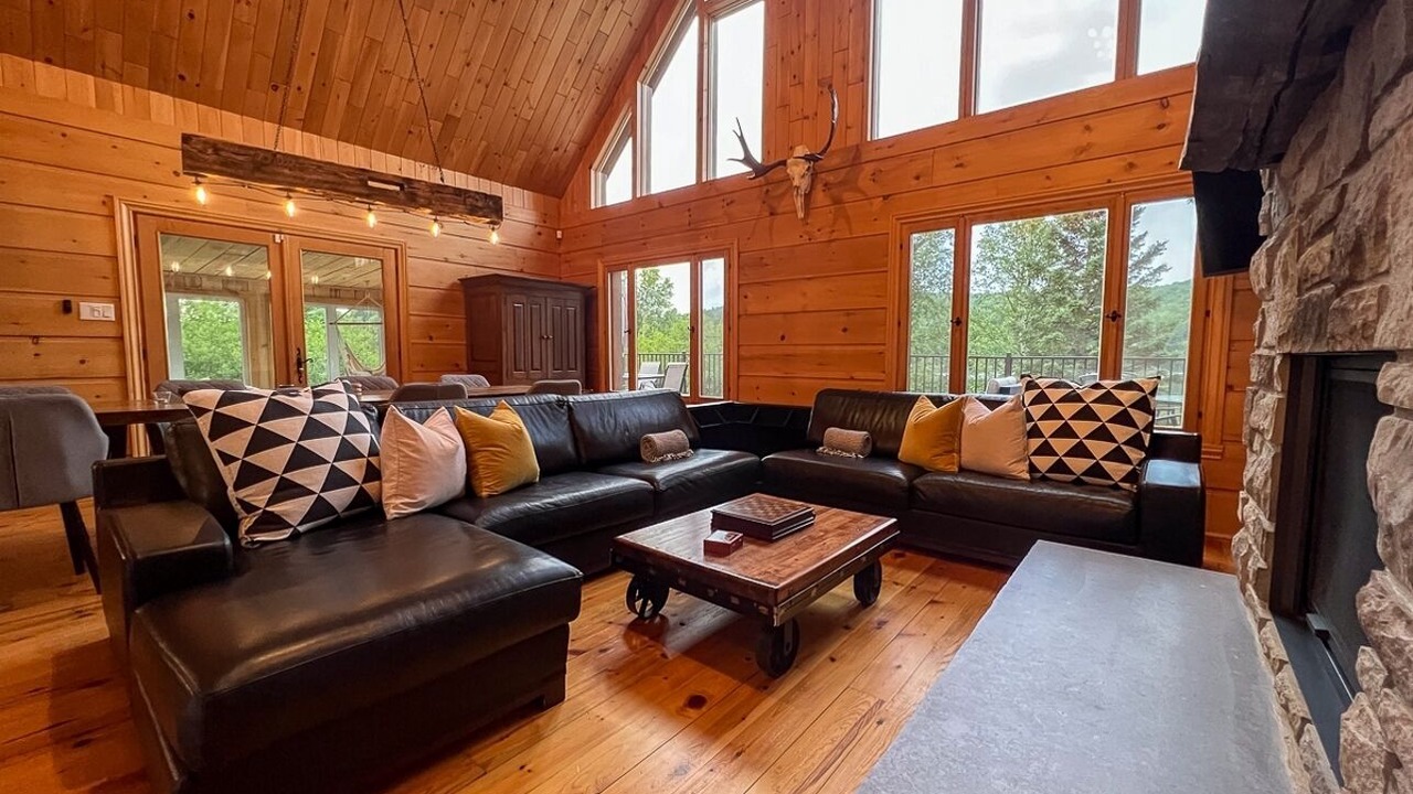 Photo of Livingroom in Notre-Dame-de-la-Merci