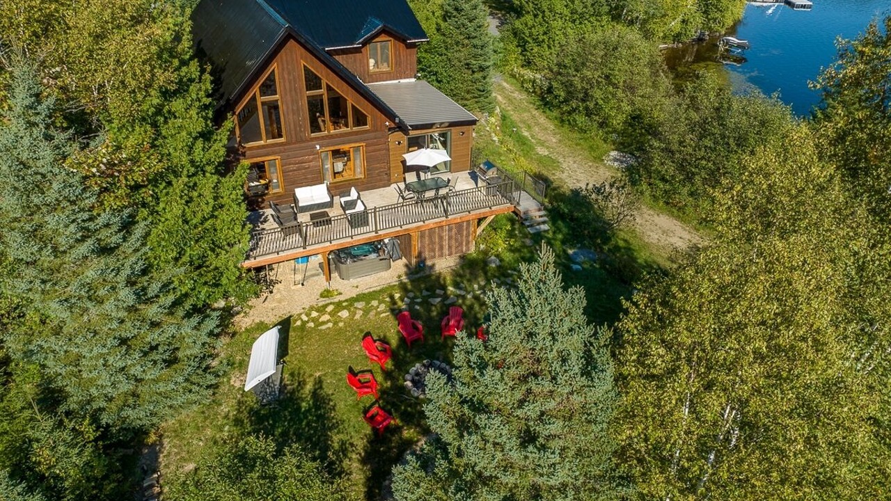 Photo of Outdoor in Notre-Dame-de-la-Merci