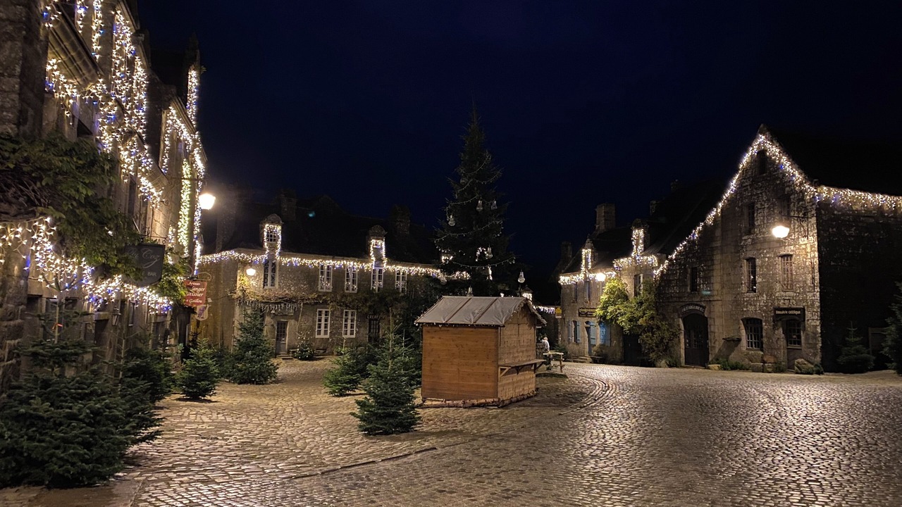 Photo of Outdoor in Locronan