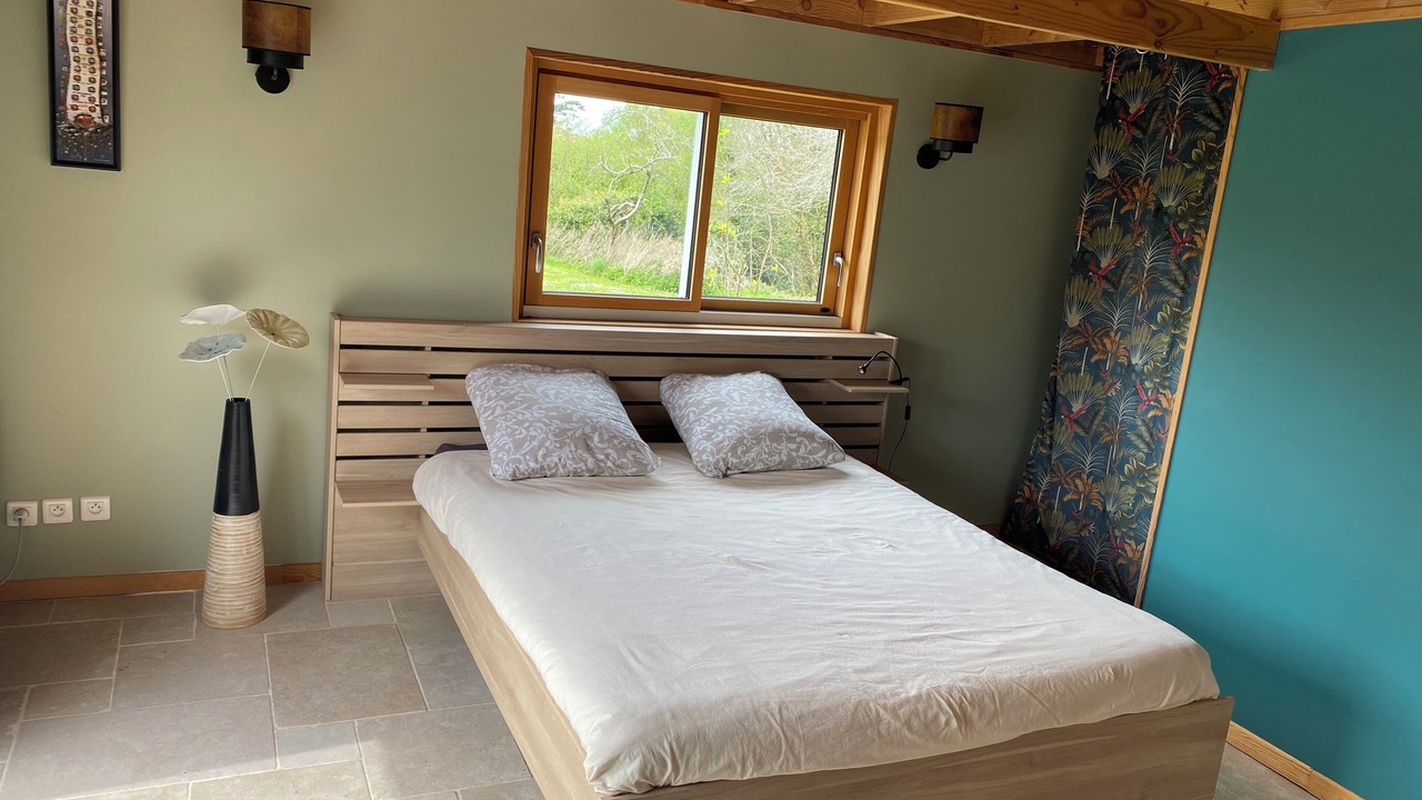 Photo of Bedroom in Locronan