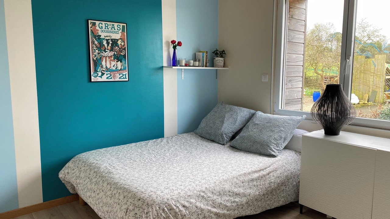 Photo of Bedroom in Locronan