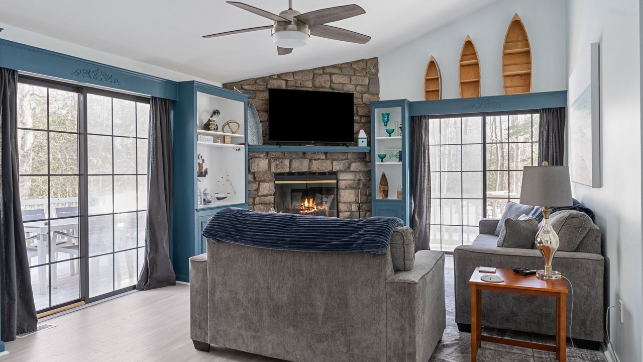 Photo of Livingroom in Windwood Coves