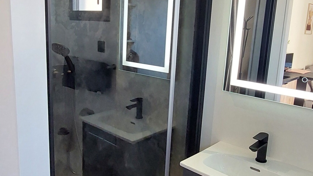 Photo of Bathroom in Plancher-Bas