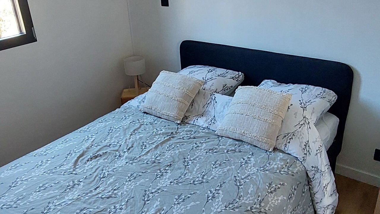 Photo of Bedroom in Plancher-Bas