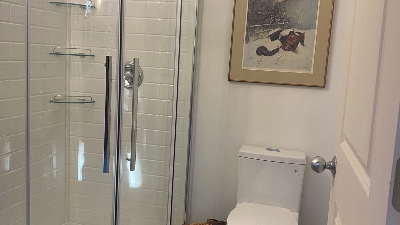 Photo of Bathroom in Lyndhurst