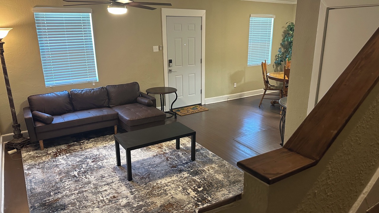 Photo of Livingroom in Highlands - Perkins