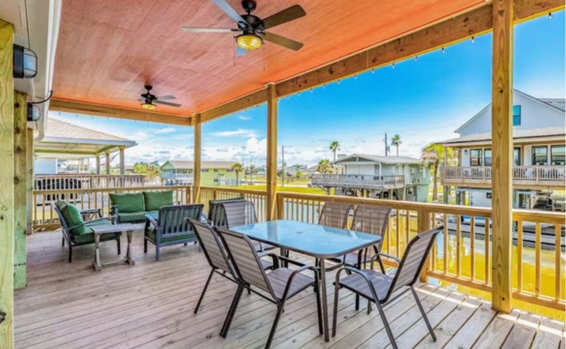 Photo of Outdoor in Jamaica Beach