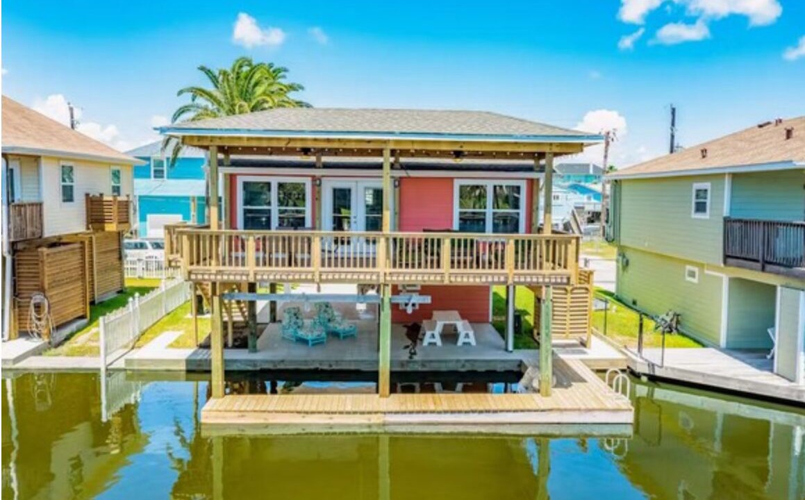 Photo of Outdoor in Jamaica Beach