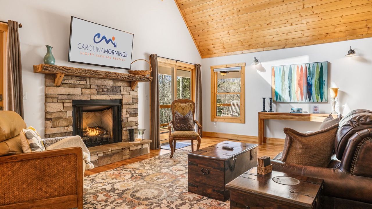 Photo of Livingroom in Hendersonville