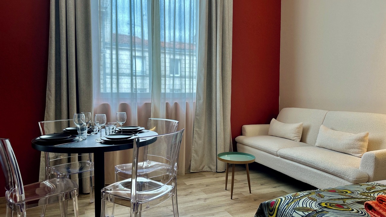 Photo of Livingroom in Centre Ville