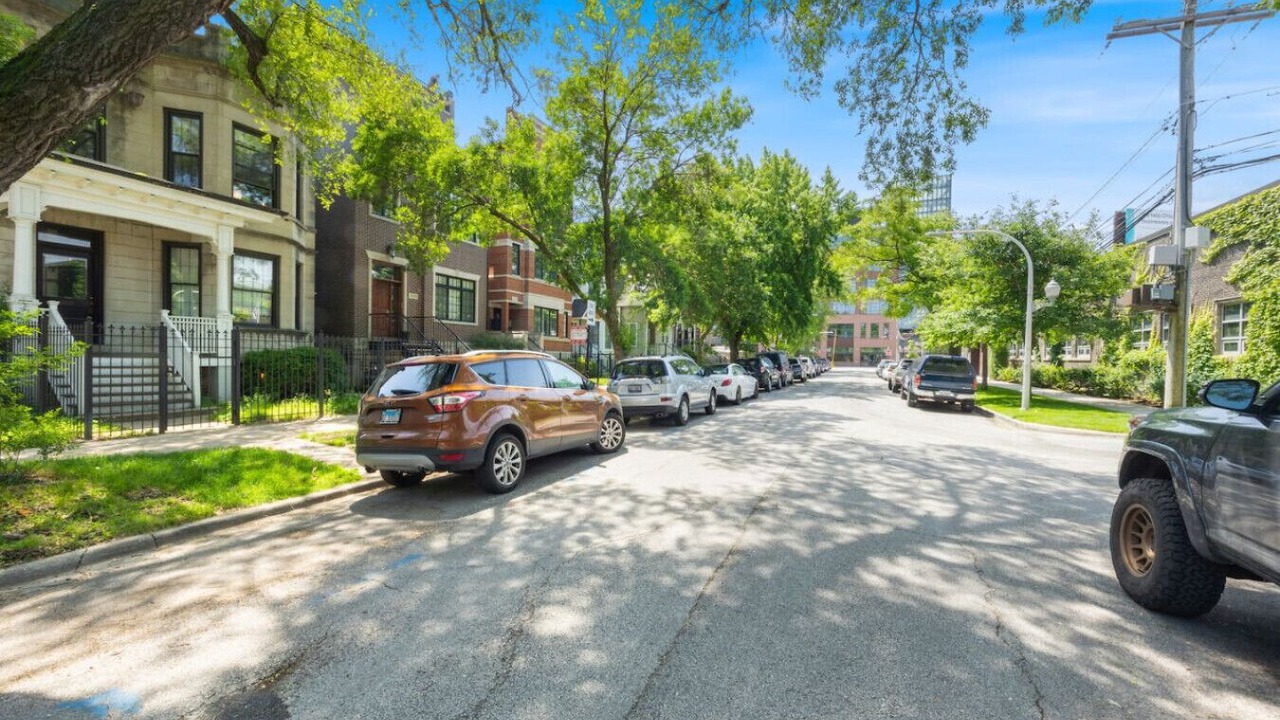 Photo of Others in Wrigleyville