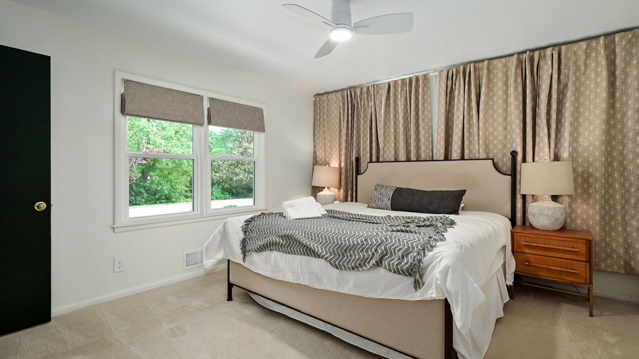 Photo of Bedroom in Grandview