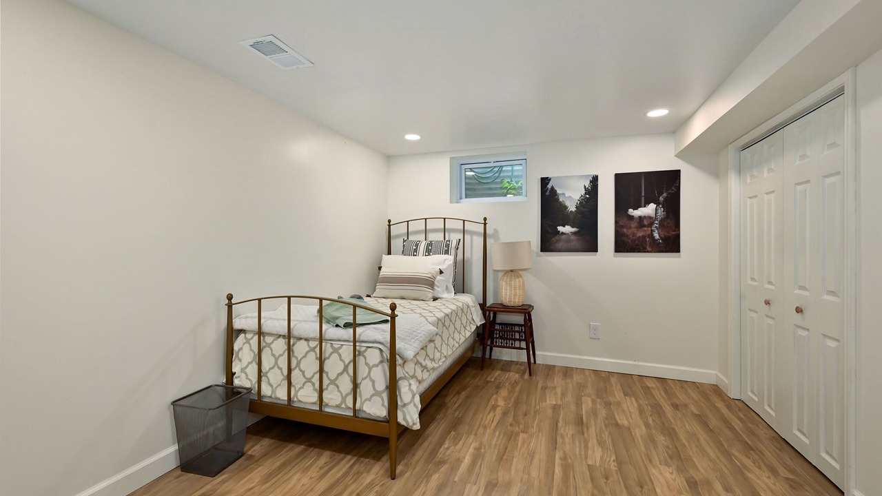 Photo of Bedroom in Grandview