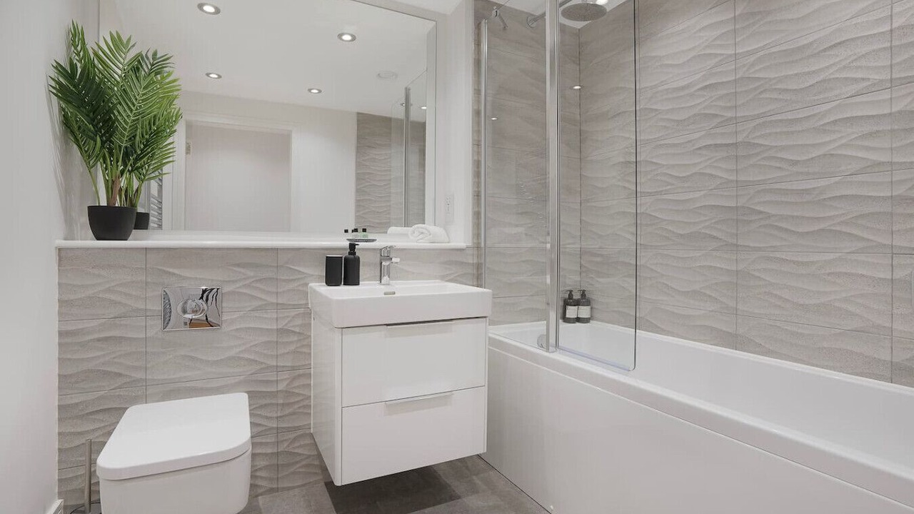 Photo of Bathroom in Central Aberdeen