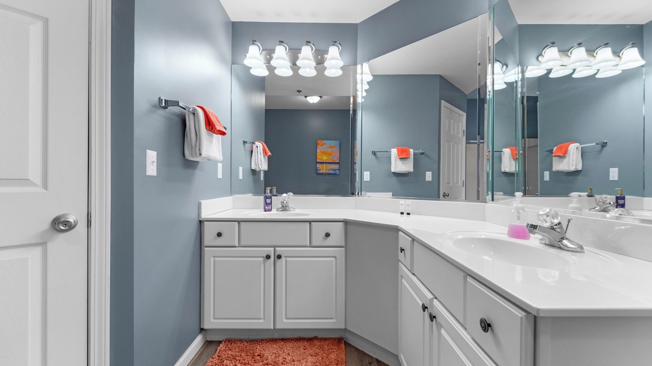 Photo of Bathroom in Lakeland