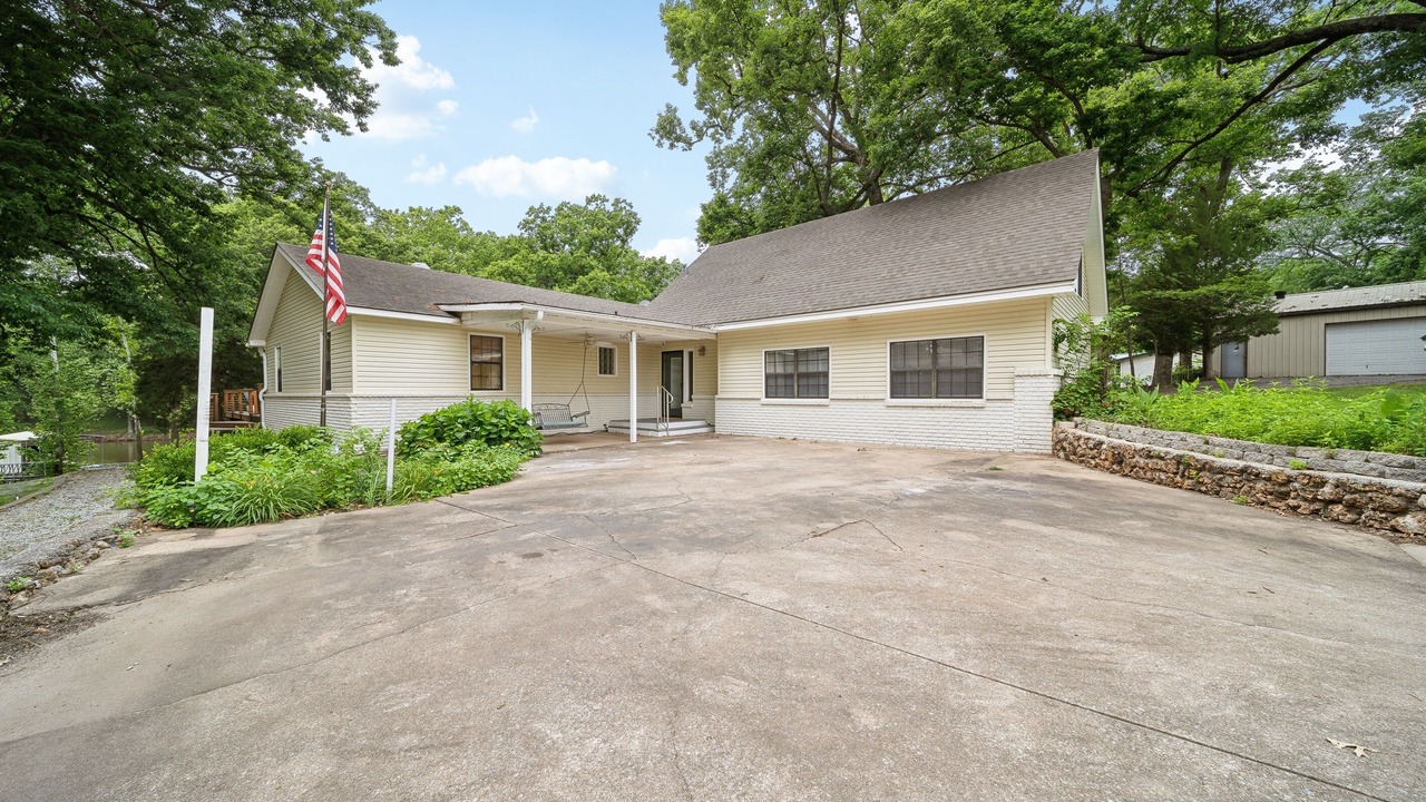 Photo of Others in Afton