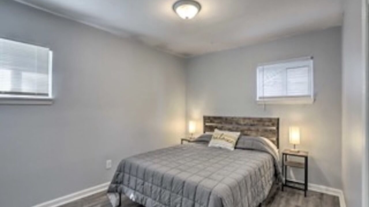 Photo of Bedroom in Parma Heights