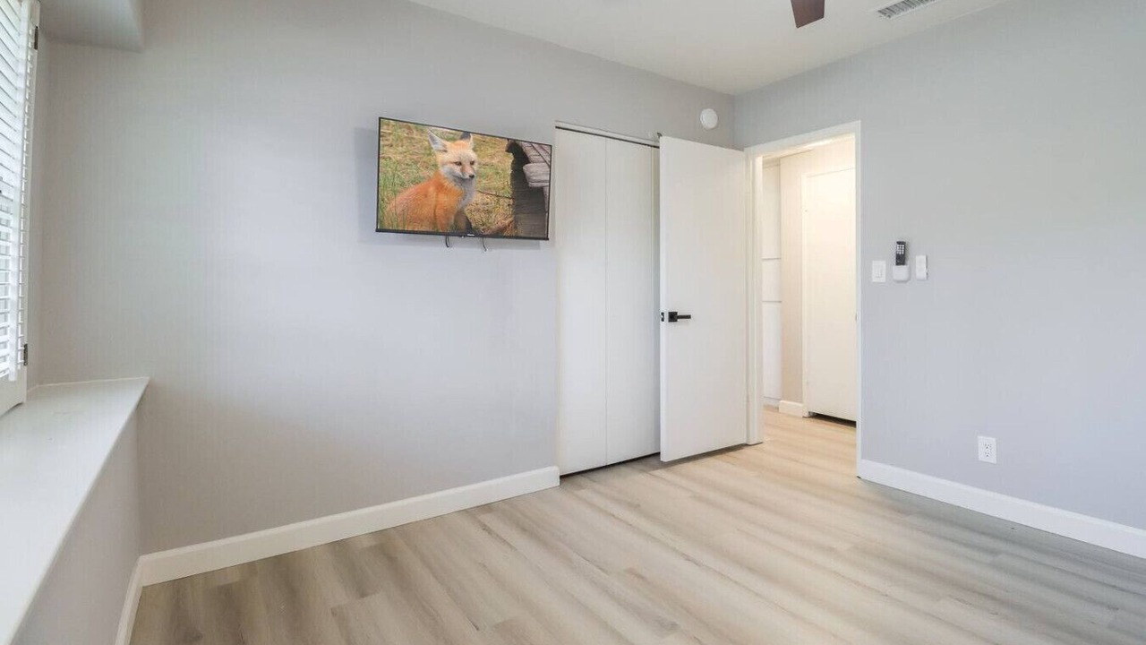 Photo of Bedroom in Canoga Park