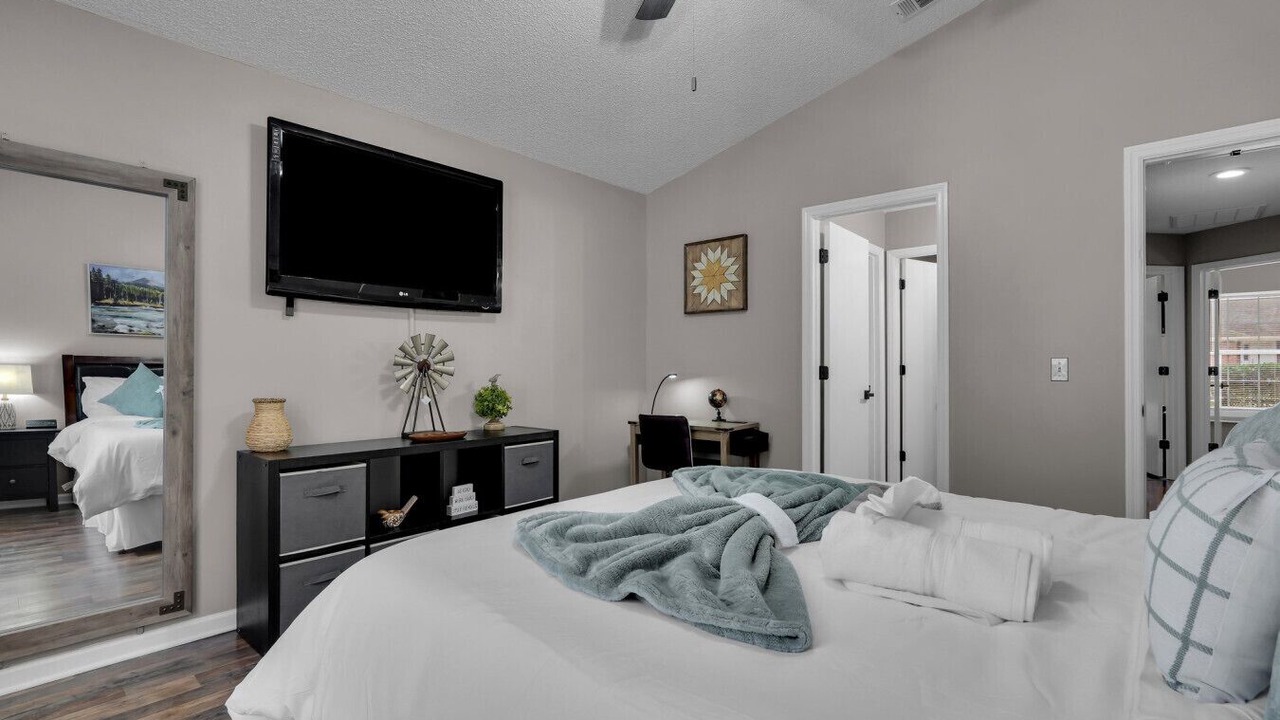 Photo of Bedroom in Richmond Hill