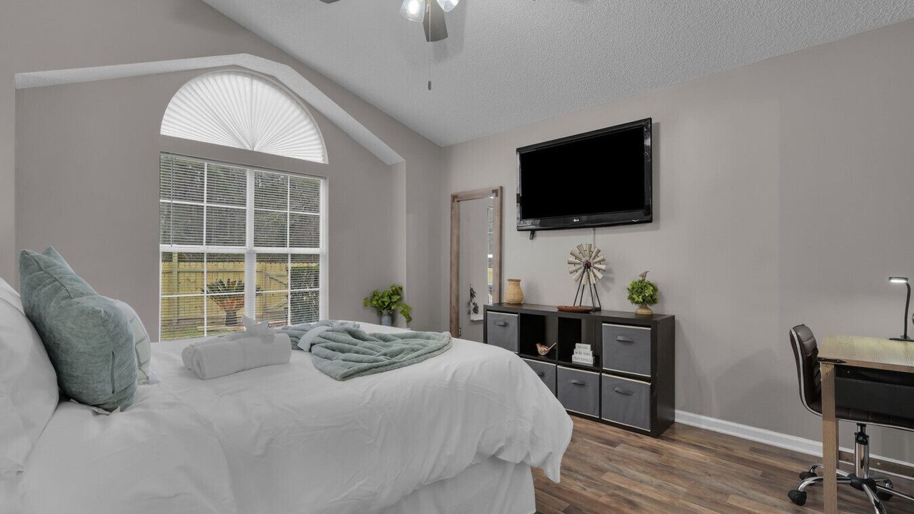 Photo of Bedroom in Richmond Hill