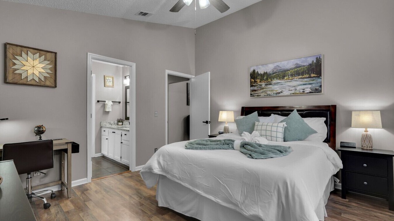 Photo of Bedroom in Richmond Hill