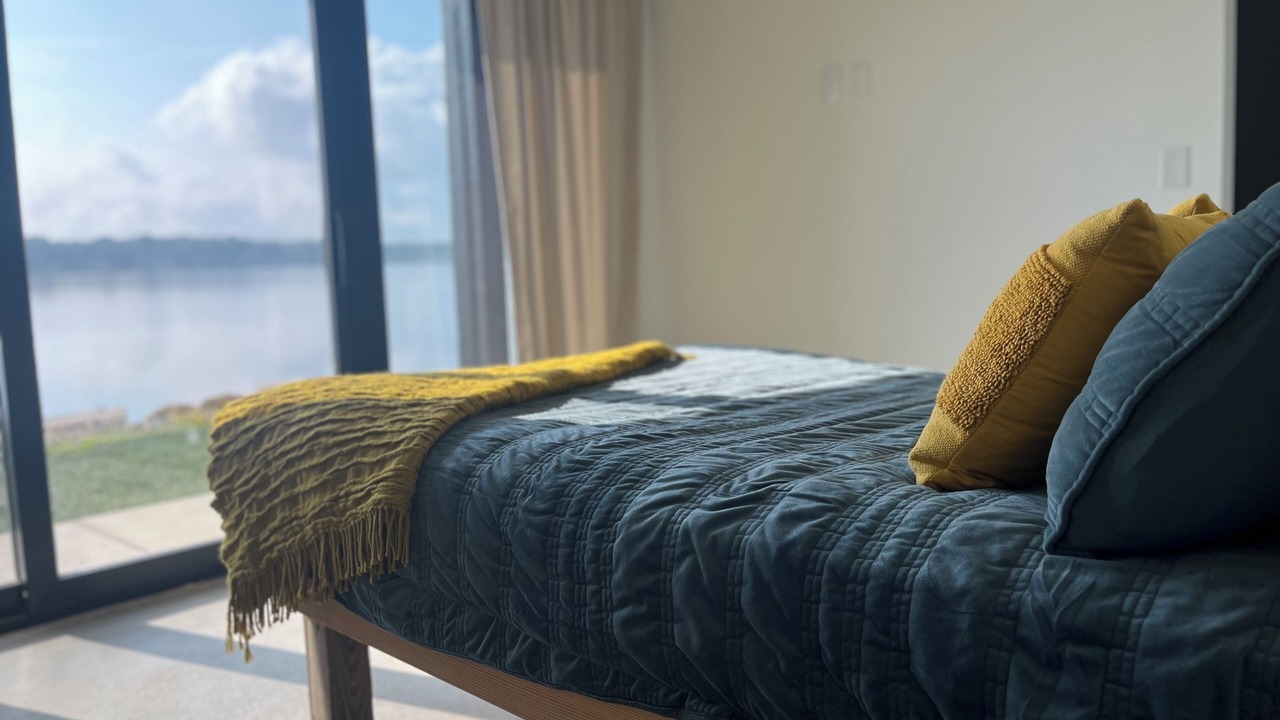 Photo of Bedroom in Cloverdale