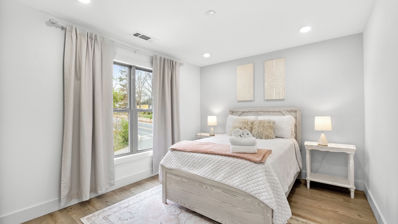 Photo of Bedroom in Town Center