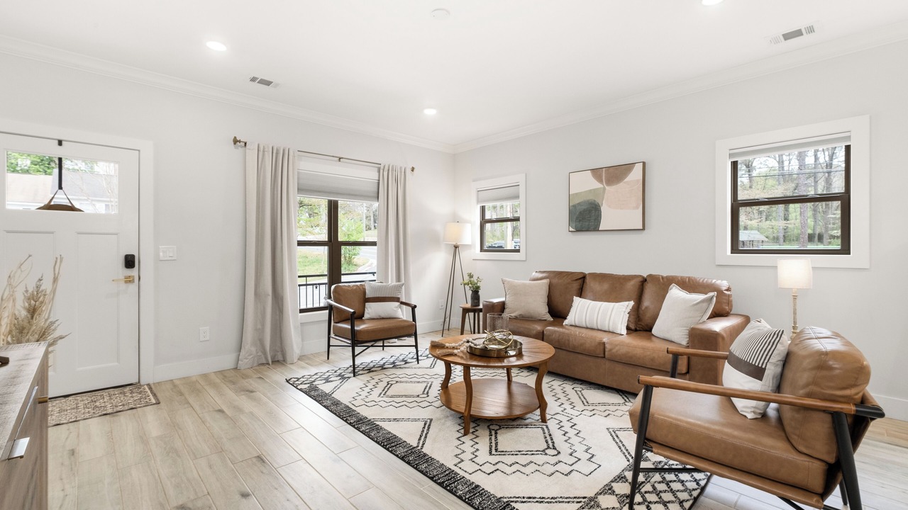 Photo of Livingroom in Town Center