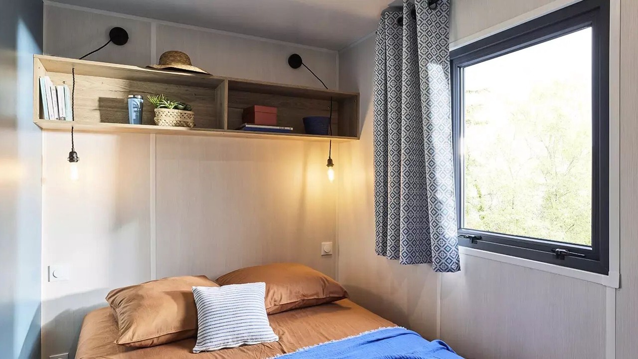 Photo of Bedroom in Chatillon