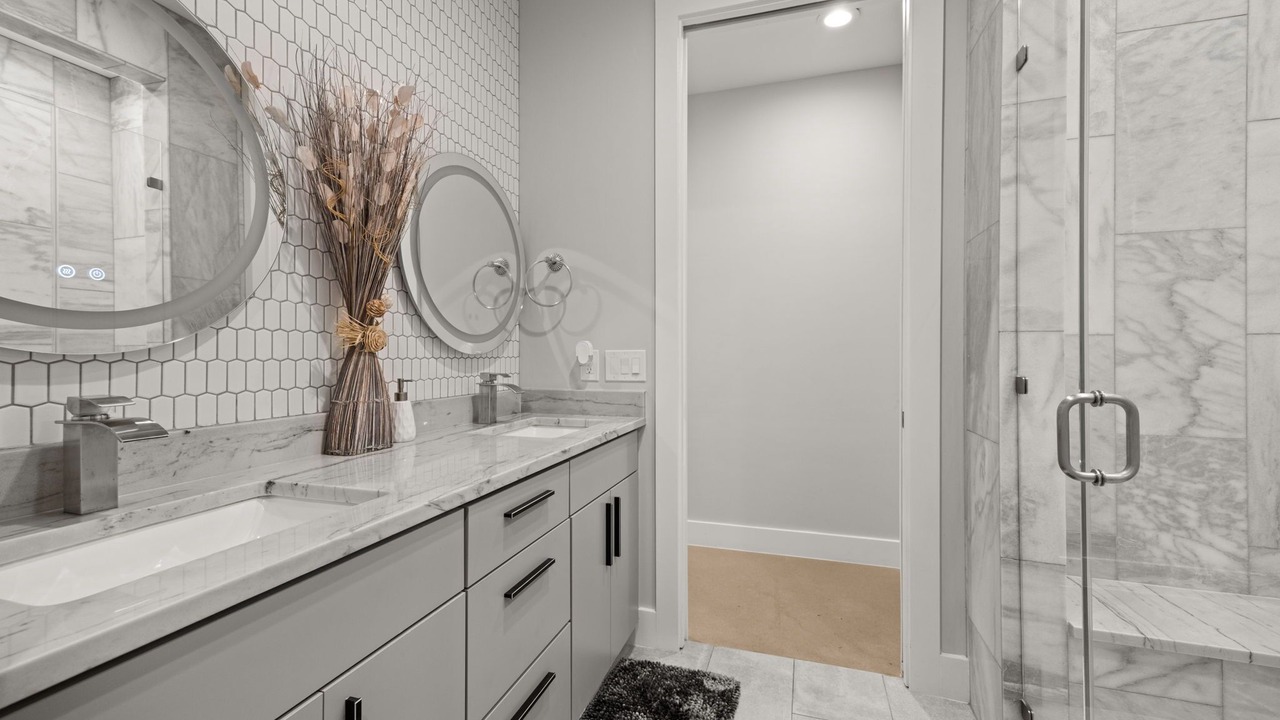 Photo of Bathroom in Govalle
