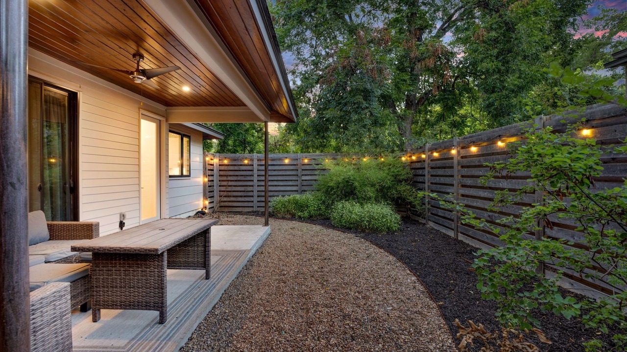 Photo of Patio Balcony in Govalle