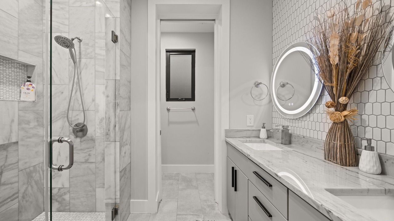 Photo of Bathroom in Govalle