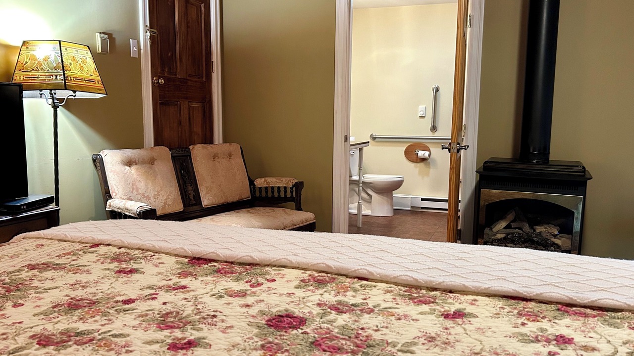 Photo of Bedroom in Adamstown