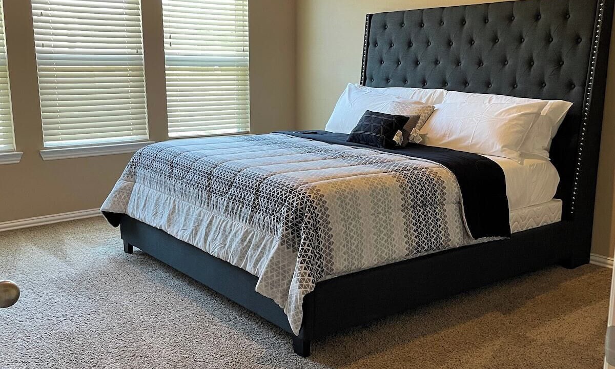 Photo of Bedroom in Humble