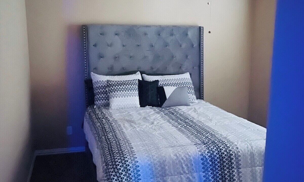 Photo of Bedroom in Humble