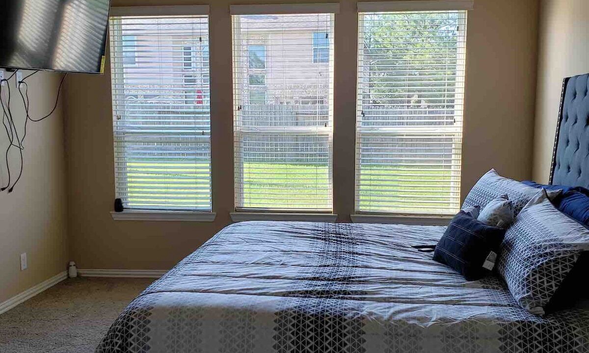 Photo of Bedroom in Humble