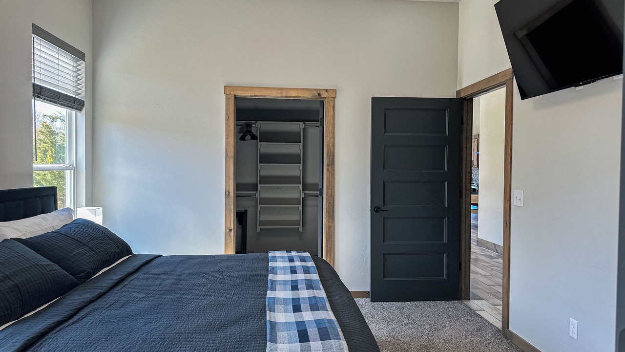 Photo of Bedroom in Purcell