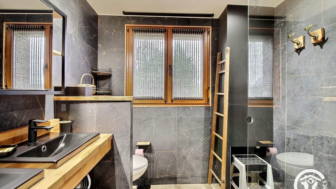 Photo of Bathroom in Plouay