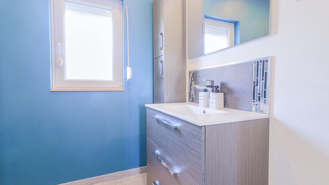 Photo of Bathroom in Petite-Synthe
