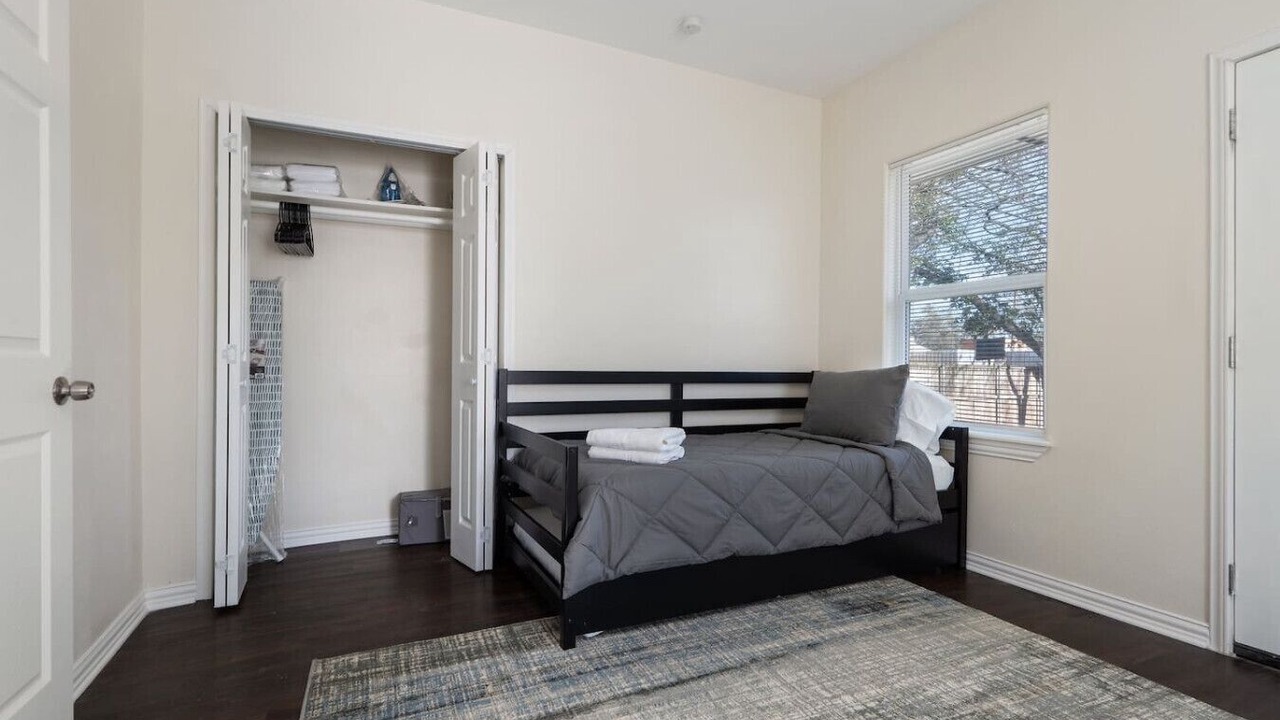 Photo of Bedroom in Old East Dallas