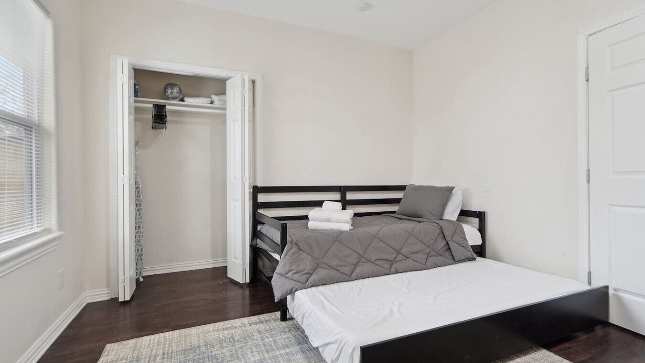 Photo of Bedroom in Old East Dallas