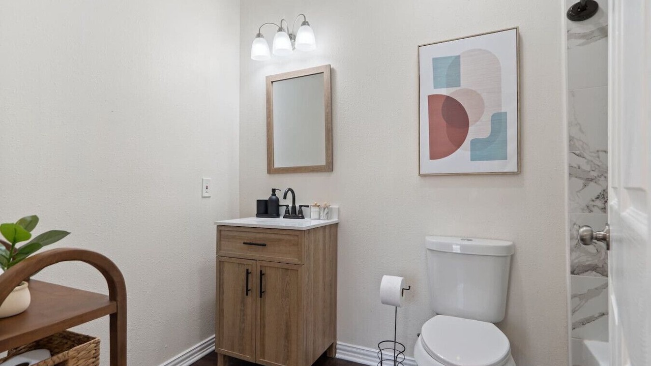 Photo of Bathroom in Old East Dallas