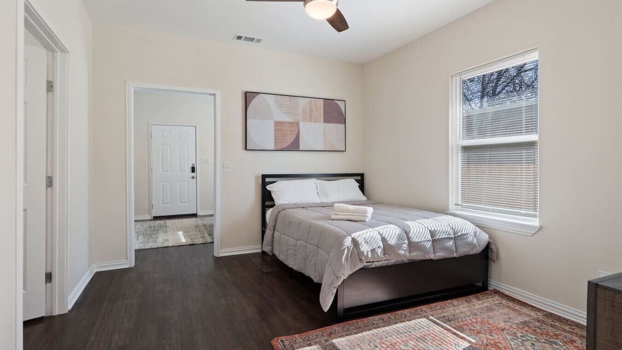 Photo of Bedroom in Old East Dallas
