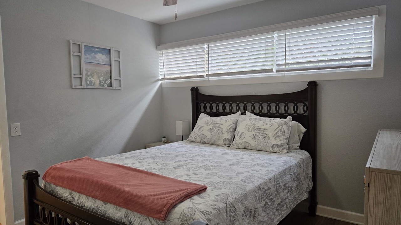 Photo of Bedroom in Lake City
