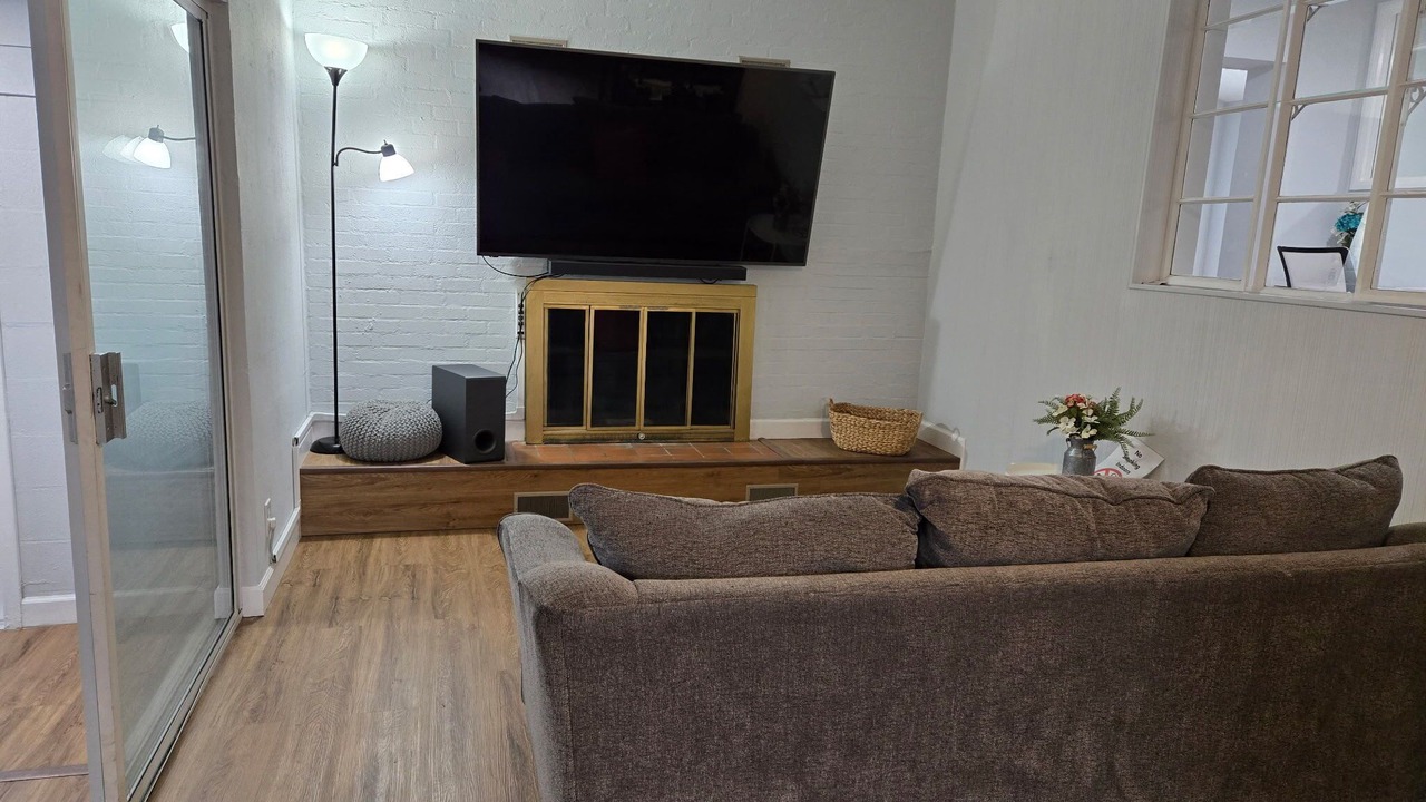 Photo of Livingroom in Lake City