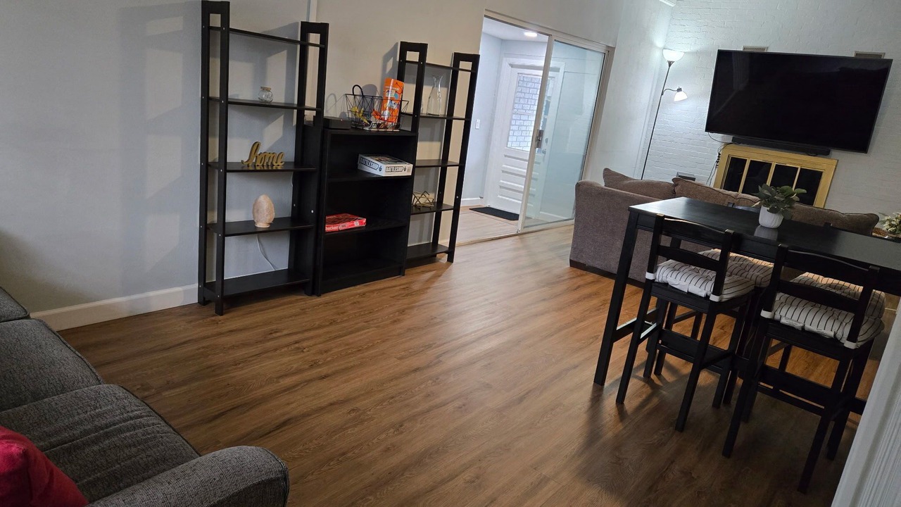Photo of Livingroom in Lake City