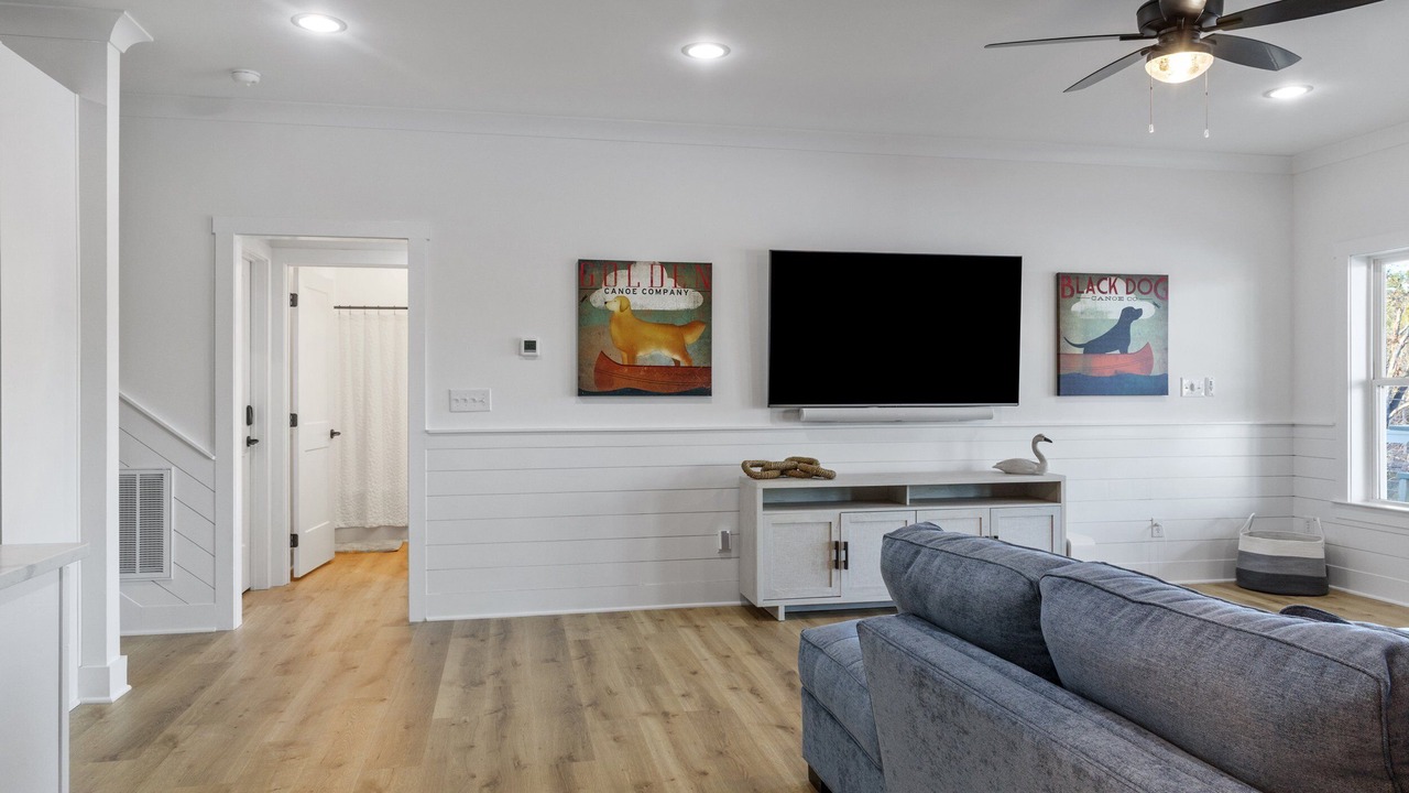 Photo of Livingroom in Townville