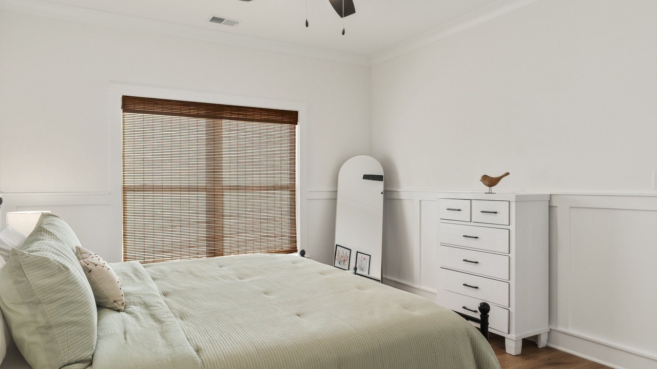 Photo of Bedroom in Townville