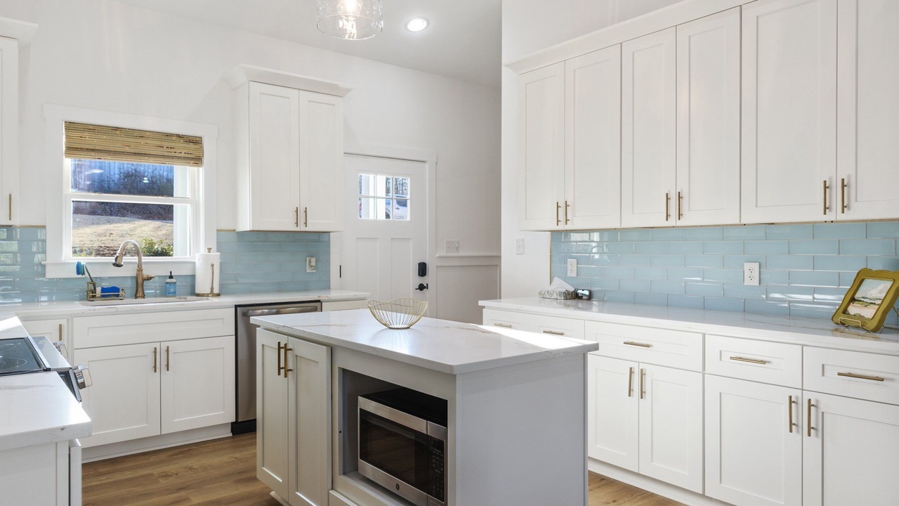 Photo of Kitchen in Townville