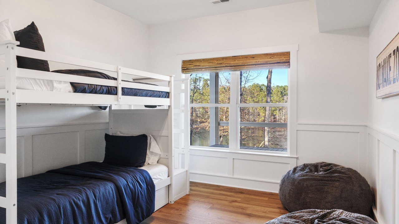 Photo of Bedroom in Townville